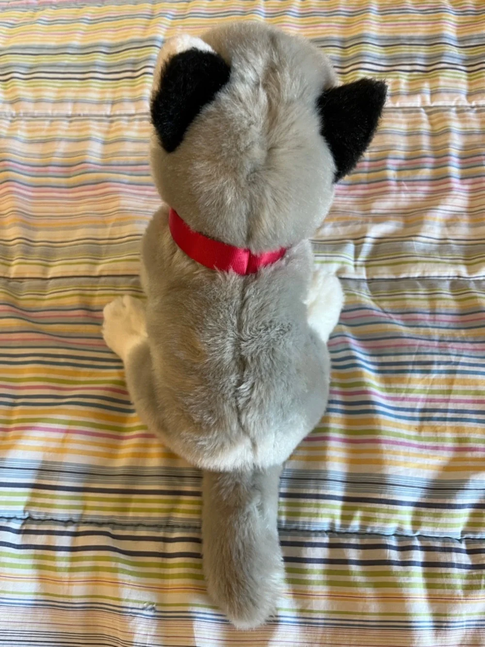 FAO Schwarz Gray and White Husky Plush Puppy‎ with Red Collar
